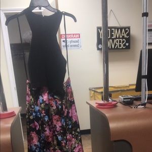 Sherri hill prom dress! Tags still on it.